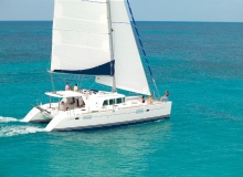 Lagoon 440 sailing in Greek islands