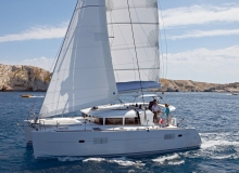 Lagoon 400 for charter